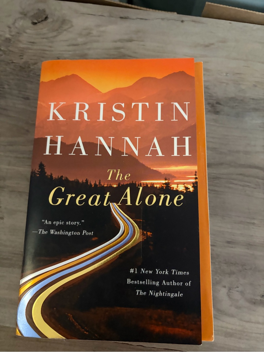 Kristin Hannah The Great Alone Paperback Novel